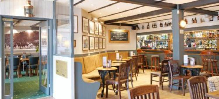 布兰登阿姆斯酒店(Brendon Arms)图片