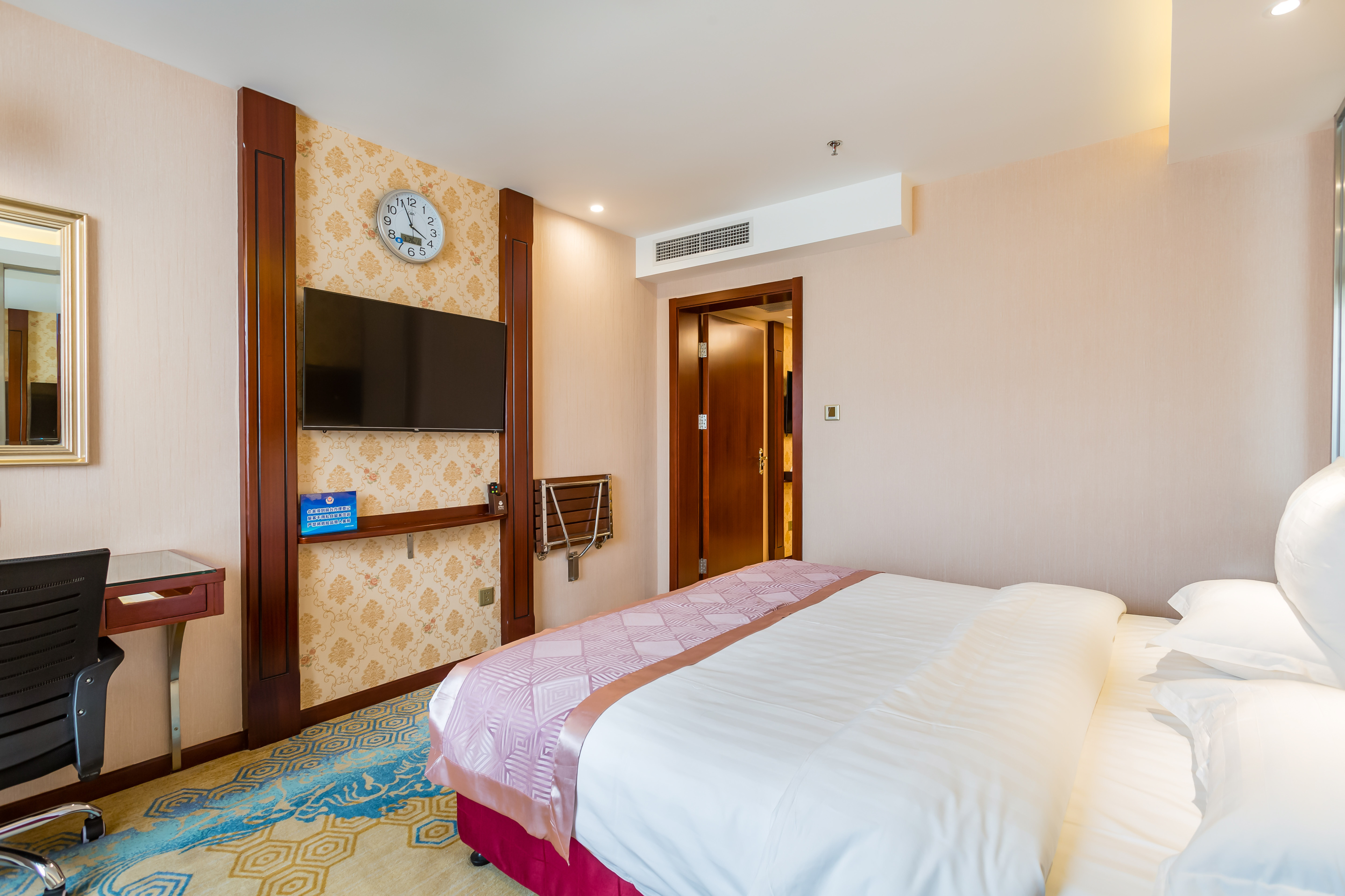 Garden Hotel BeijingOver view