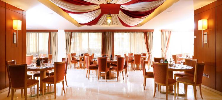 贝鲁特拉乌什温德姆华美达广场酒店(Ramada Plaza by Wyndham Beirut Raouche)图片