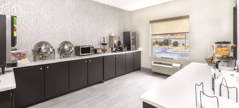 罗马拉昆塔温德姆套房酒店(La Quinta Inn & Suites by Wyndham Rome)图片