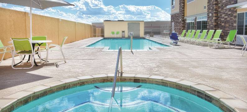 莫纳汉斯拉昆塔温德姆套房酒店(La Quinta Inn & Suites by Wyndham Monahans)图片