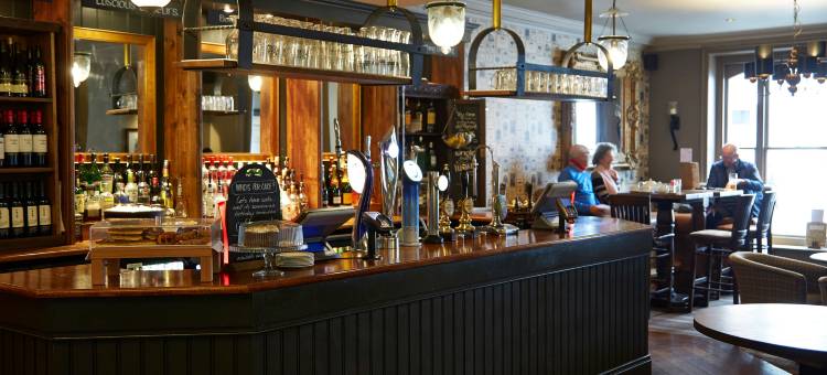 国王之首饭店 - 格林国王旅馆(King's Head Hotel by Greene King Inns)图片