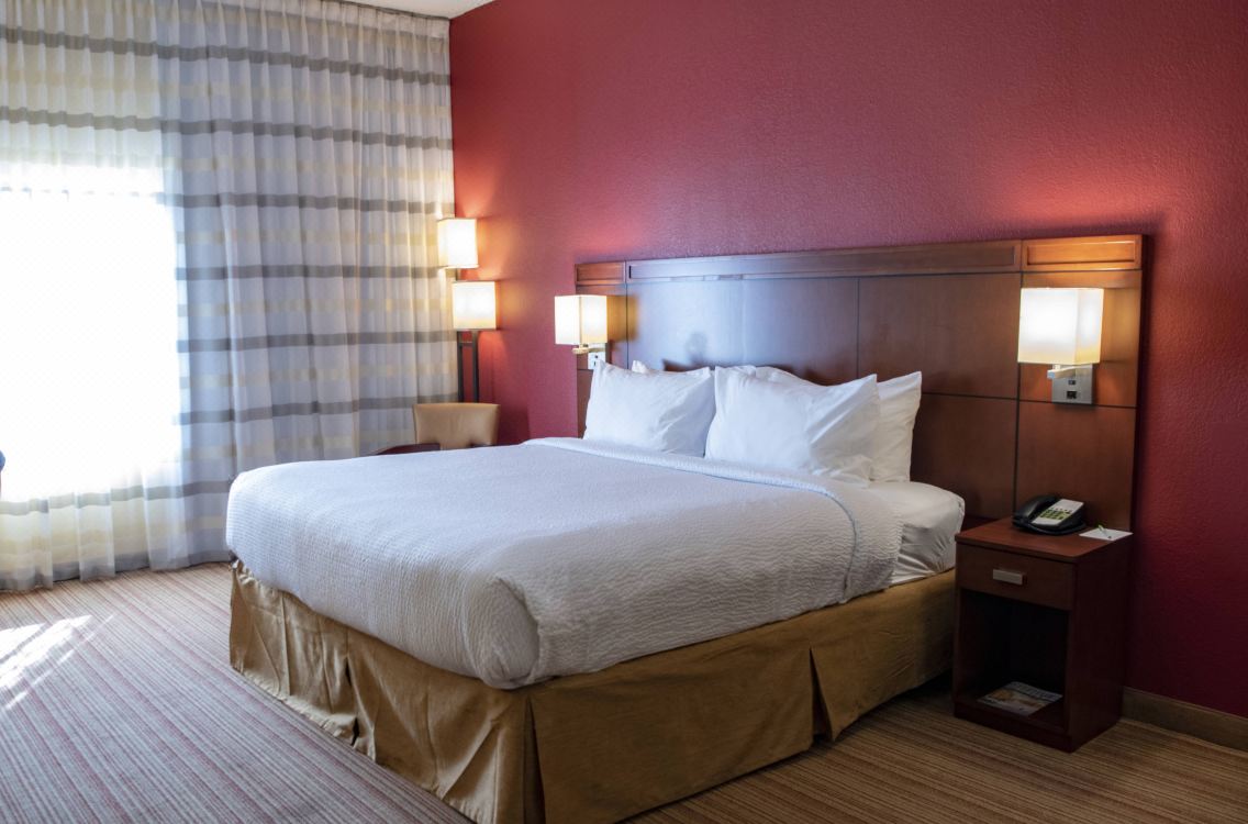 Courtyard Shreveport Airport Hotel Reviews And Room Rates - 