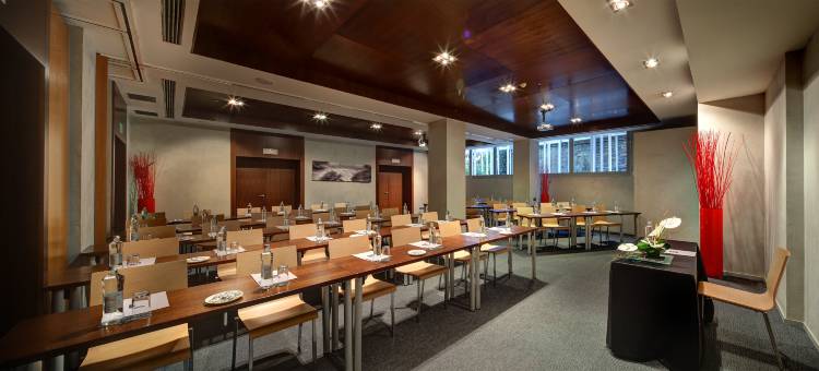 奥利维亚广场酒店(Olivia Plaza Hotel)图片