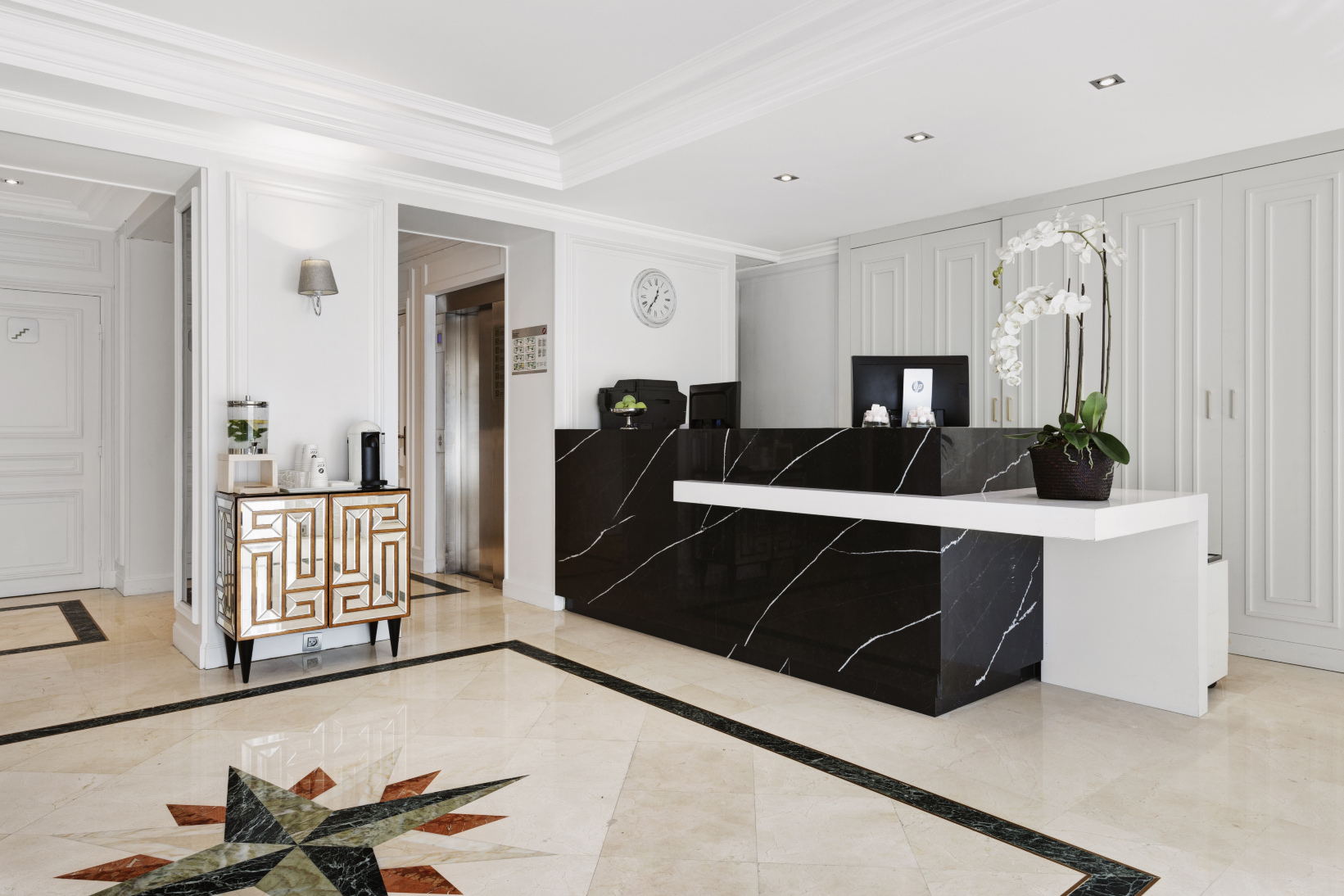 Exe Paris Centre Hotel Overview