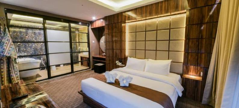 皇家瑞根特里斯千达纳酒店(Royal Regantris Cendana)图片