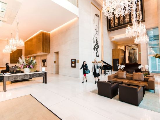 温哥华罗布森大街购物攻略,罗布森大街物中心