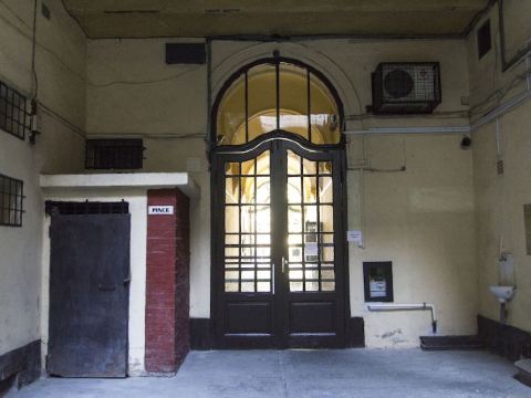 布达佩斯焦尔纳依购物攻略,焦尔纳依物中心/地址/电