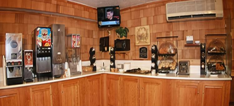 豪斯特廉价汽车旅馆及套房(Budget Host Inn & Suites)图片