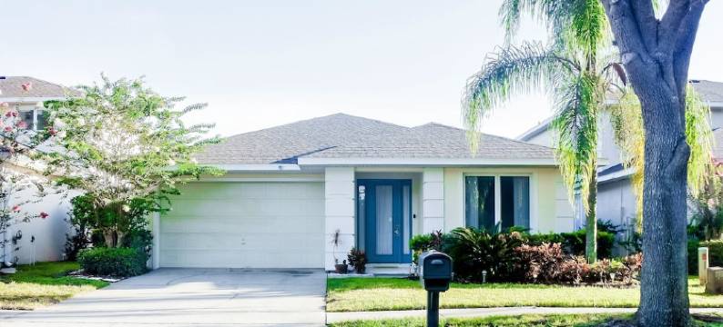 2959 4-Bed Pool Home W/Games Room & Water View!图片