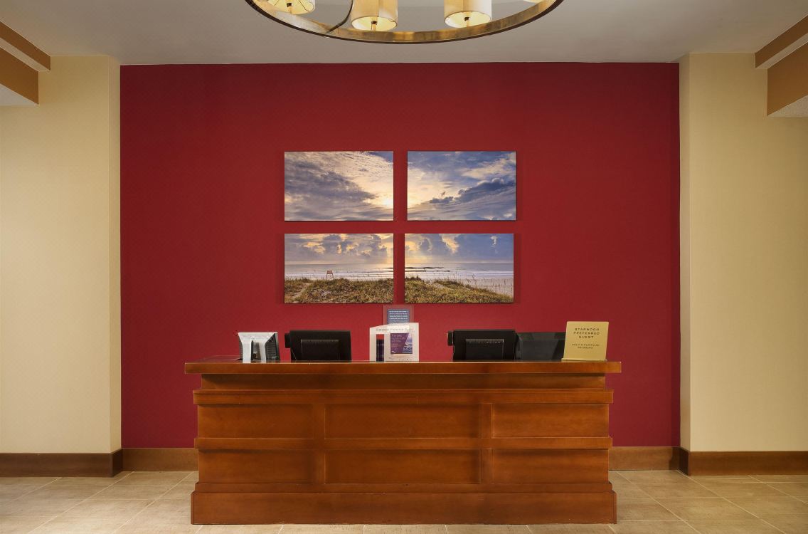 Four Points By Sheraton Jacksonville Baymeadows Hotel - 