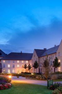 パリ ディズニーランド パリ周辺のおすすめホテルを宿泊予約 Trip Com