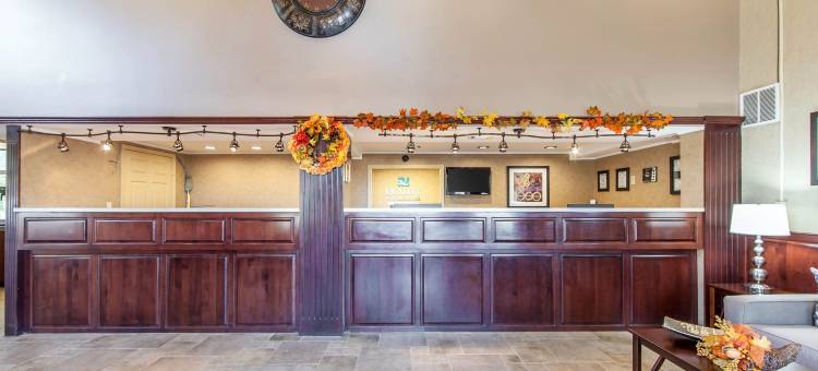 赛维尔维尔-鸽子谷凯艺套房酒店(Quality Inn & Suites Sevierville - Pigeon Forge)图片