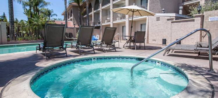 埃斯孔迪多-圣地亚哥北县舒适酒店(Comfort Inn Escondido San Diego North County)图片