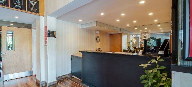 新城伊康旅馆(Econo Lodge Metro)图片