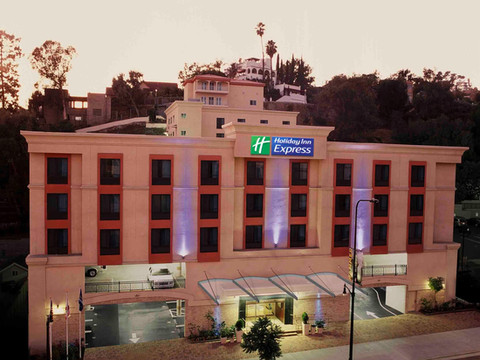 好莱坞星光大道智选假日酒店及套房