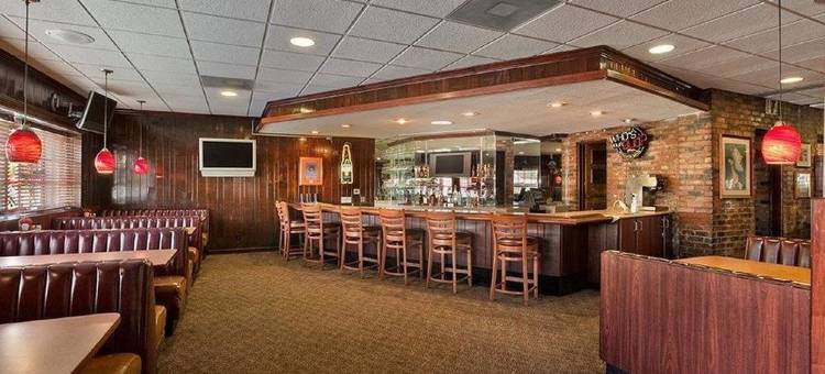 四轮马车贝斯特韦斯特优质酒店(Best Western Plus Carriage Inn)图片