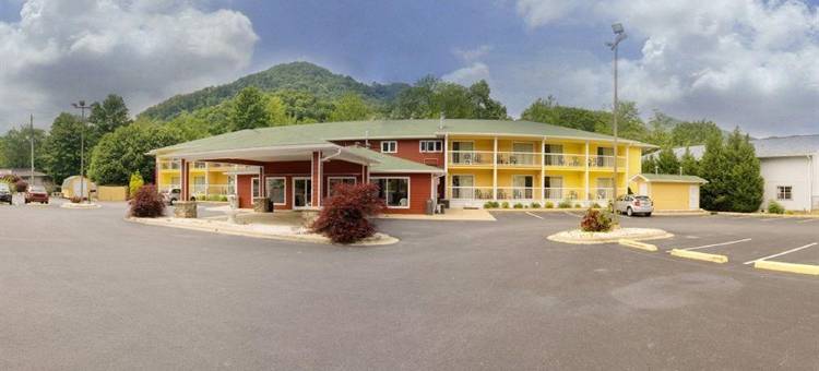 麦琪谷华美达酒店(Ramada by Wyndham Maggie Valley)图片