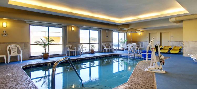 舒适套房酒店(Comfort Suites)图片