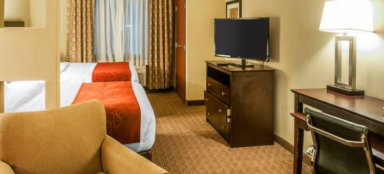 东盖洛普 66 号公寓及 40 号州际公路舒适全套房酒店(Comfort Suites Gallup East Route 66 and I-40)图片