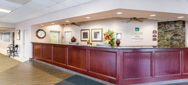 格兰德岛I-80凯艺酒店和会议中心(Quality Inn and Conference Center I-80 Grand Island)图片