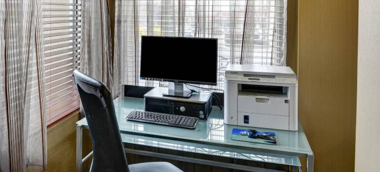 佩恩斯维尔舒适酒店(Comfort Inn)图片