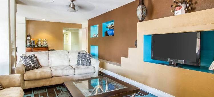 凯艺酒店(Quality Inn Near Downtown Tucson)图片