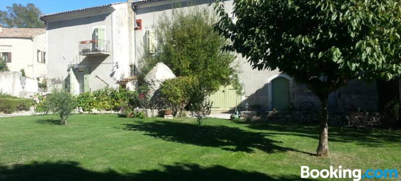 Grange Voutée Avec Jardin图片