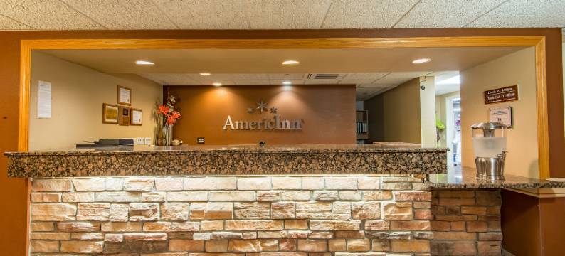 奥科博吉美吟温德姆酒店(AmericInn by Wyndham Okoboji)图片