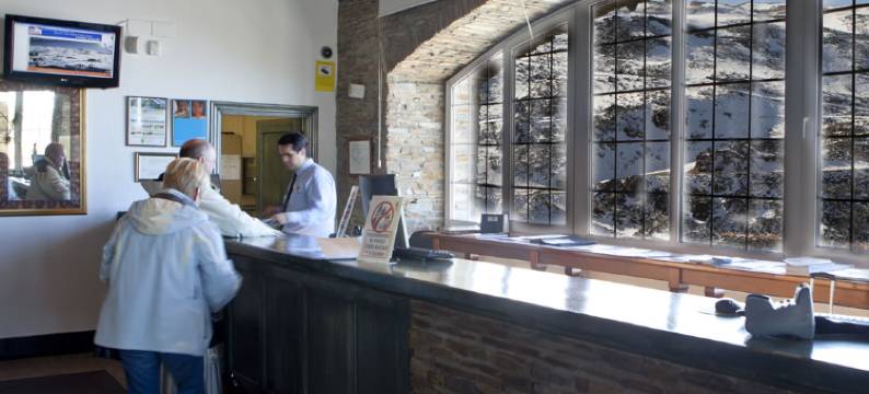 山峦酒店(The Mountains Hotel)图片