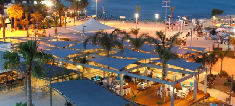 丽曼纳基海滩酒店(Limanaki Beach Hotel & Suites)图片