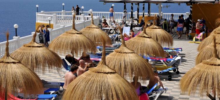 萨洛布列尼亚酒店(Hotel Salobreña Suites)图片