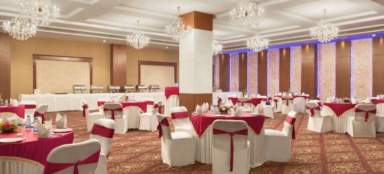 贾姆谢德布尔温德姆华美达酒店(Ramada by Wyndham Jamshedpur)图片