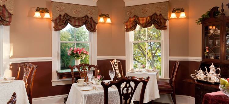 高塔小屋(The Tower Cottage Bed and Breakfast)图片