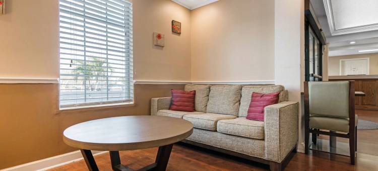 棕榈湾墨尔本I-95凯艺酒店(Quality Inn Palm Bay - Melbourne I-95)图片