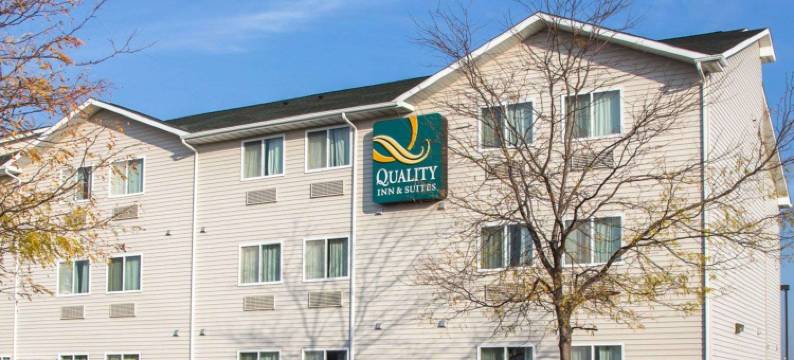 拉夫斯帕克凯艺套房酒店 - 近罗克福德(Quality Inn & Suites Loves Park Near Rockford)图片