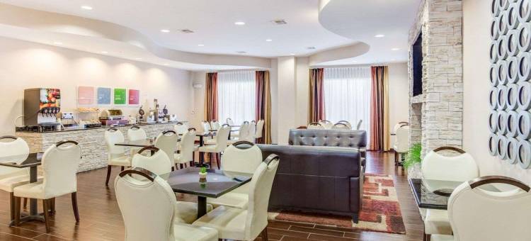 曼德维尔卡温顿舒适套房酒店(Comfort Suites Mandeville - Covington)图片