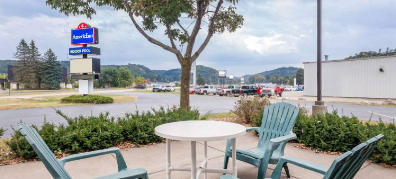 博斯科贝尔温德姆美吟温德姆酒店(AmericInn by Wyndham Boscobel)图片