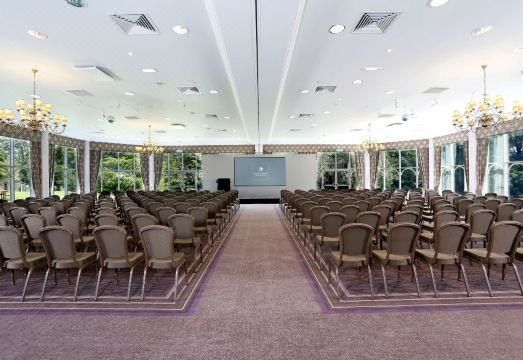 Macdonald Manchester HotelOver view