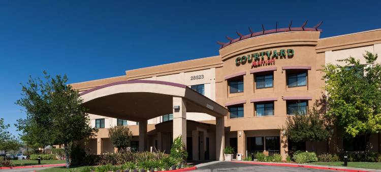 圣塔克拉利塔瓦伦西亚万怡酒店(Courtyard Santa Clarita Valencia)图片
