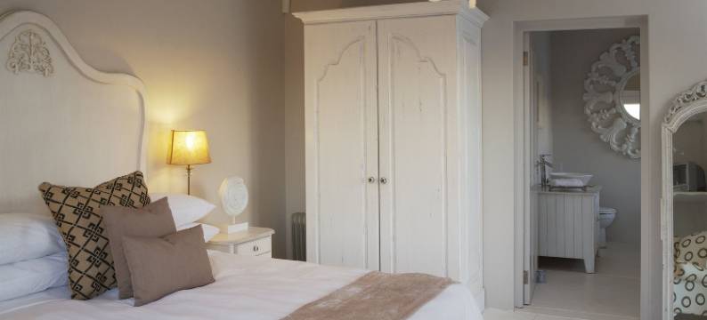 帕特诺斯特海滨旅舍(Paternoster Cottages)图片