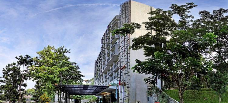 三宝垄橡树翡翠会议酒店(Oak Tree Emerald Hotel & Conventions Semarang)图片