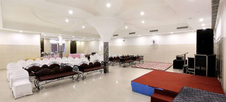 Hotel White Stone Residency图片