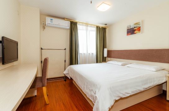 莫泰168(长沙火车站地铁站店),酒店评价,即享优惠 | trip.com