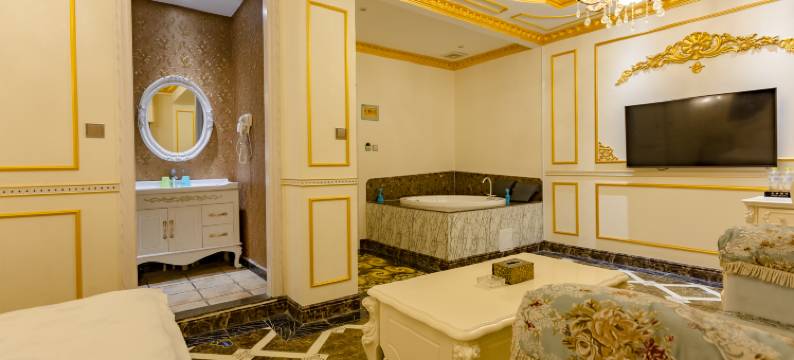 济南艾诗尼元素主题酒店图片