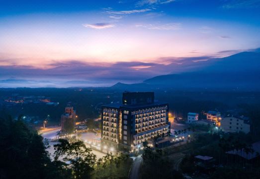 日月潭经典大饭店范特奇堡外景图