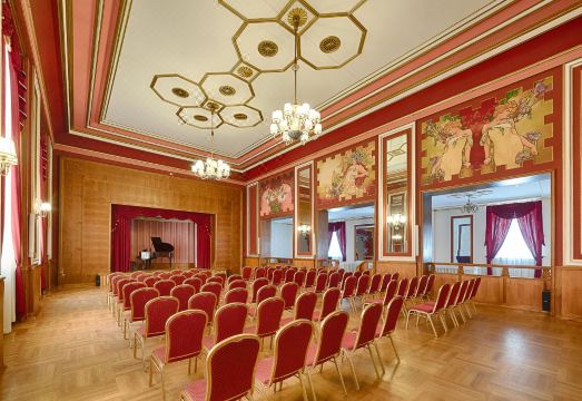 Focus Hotel Premium Pod Orłem Hotel Overview