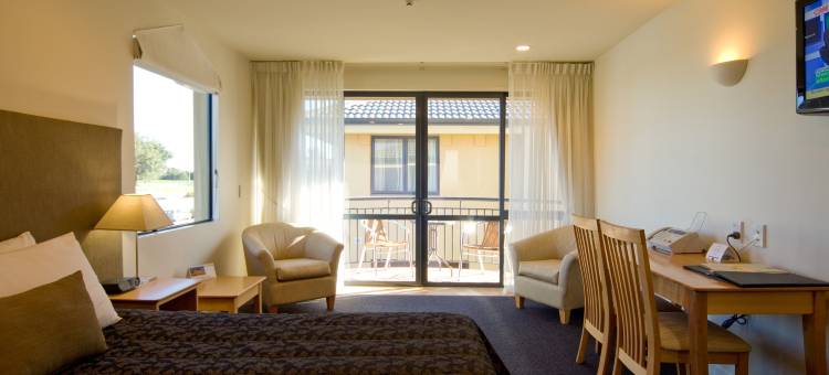 德洛伦索工作室公寓(Delorenzo Studio Apartments)图片