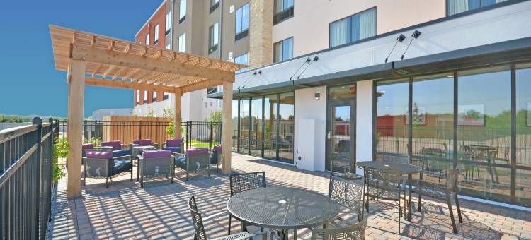 智选假日套房酒店俄克拉何马城(Holiday Inn Express & Suites Oklahoma City Mid - Arpt Area)图片