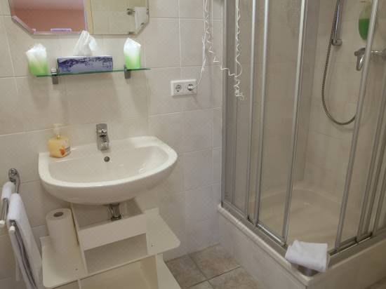 Hotel Garni Haus Zum Gutenberg Hotel Reviews And Room Rates